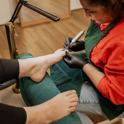Pedicures by Nail Art Lounge Largo FL